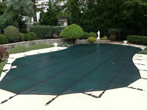Sun Block Mesh Green Pool Safety Cover.